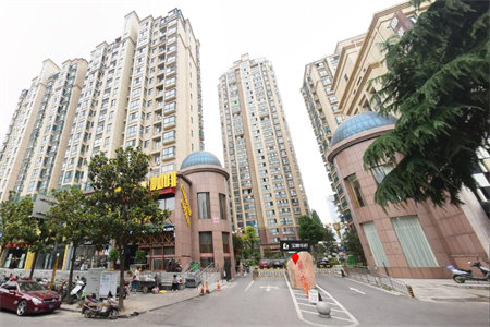 如何把小户型阳台改造成小花园